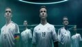 Piłkarska reprezentacja Niemiec promuje Mercedesa klasy A