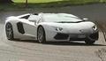 Lamborghini Aventador - coupe i roadster w teście prowadzenia